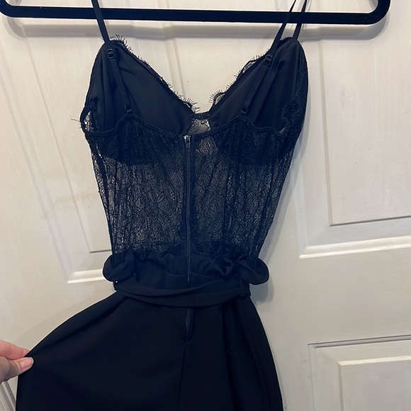 NWT black romper never worn shorts one piece lace top ( elash lace romper ) - Picture 4 of 5